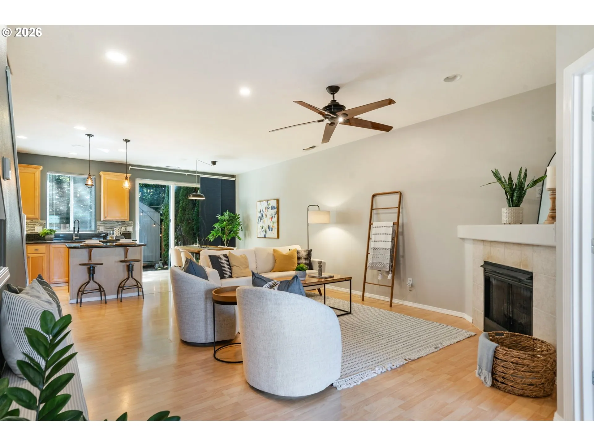 Living Room/Dining Room