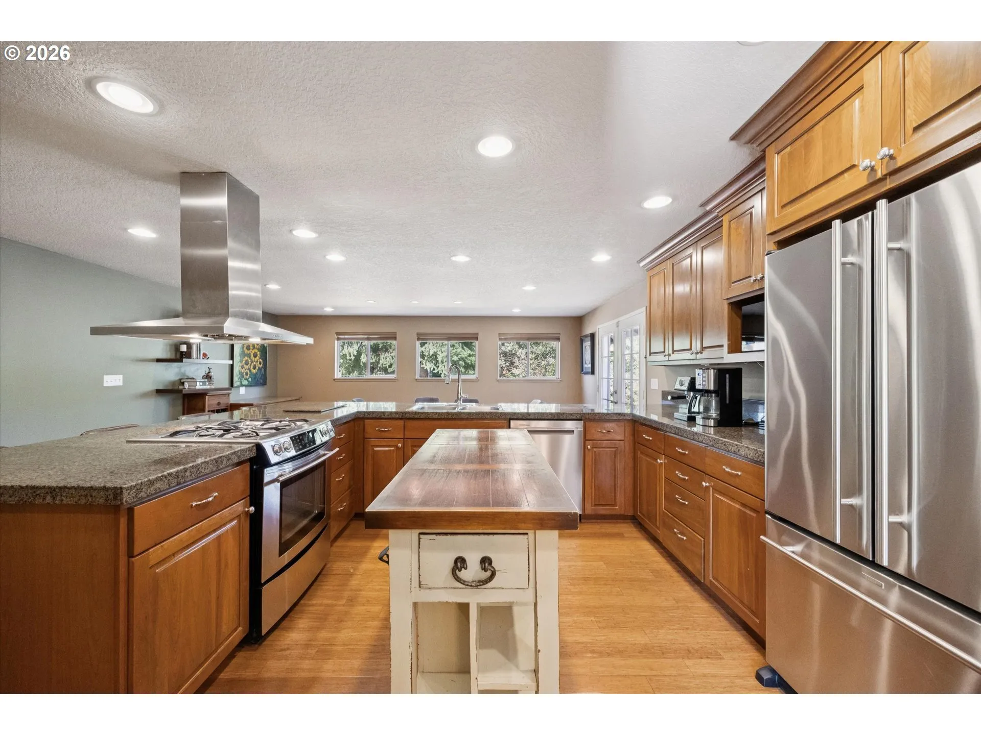 Kitchen-Island