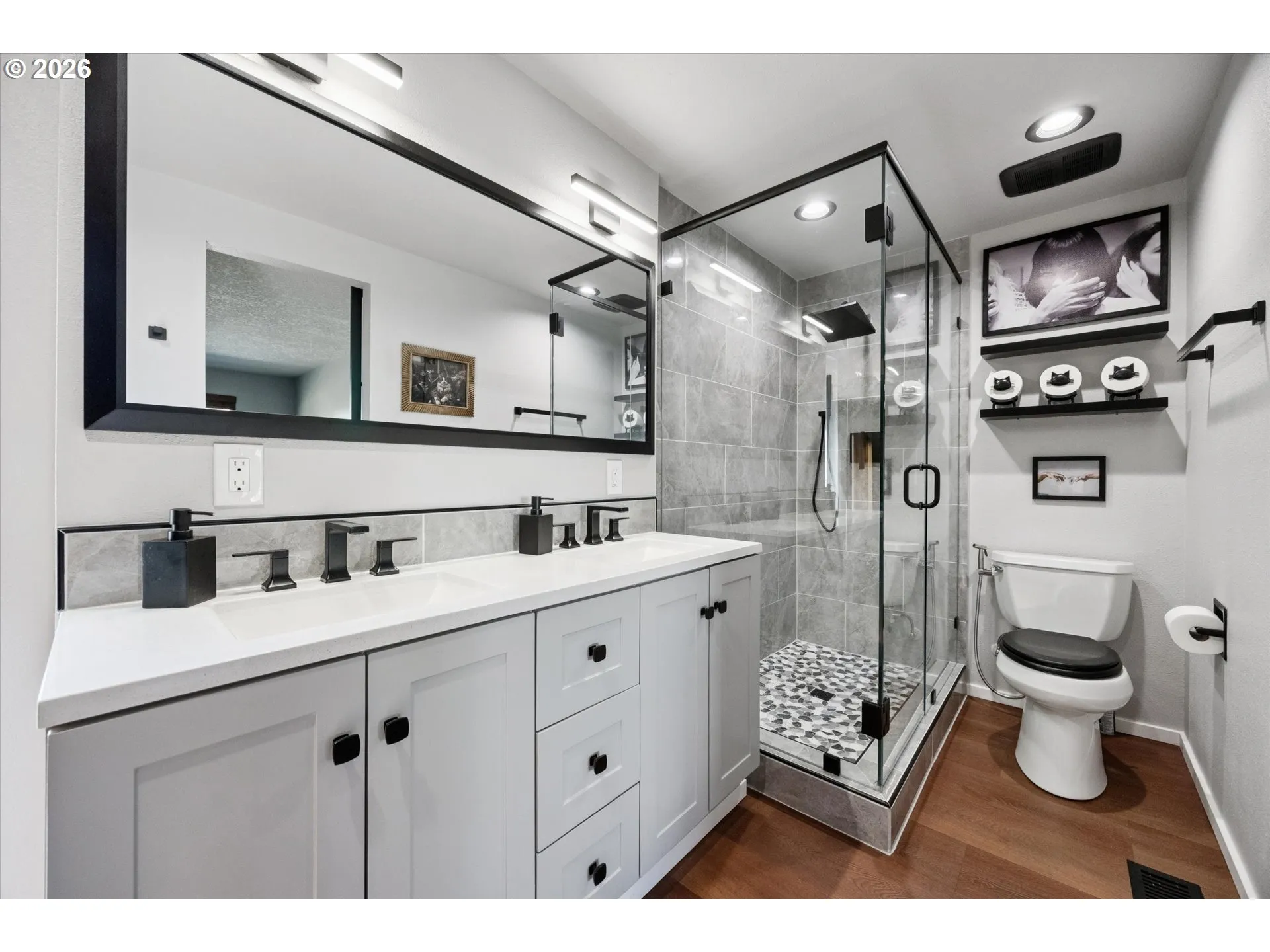 Bathroom, Attached-Double Sinks