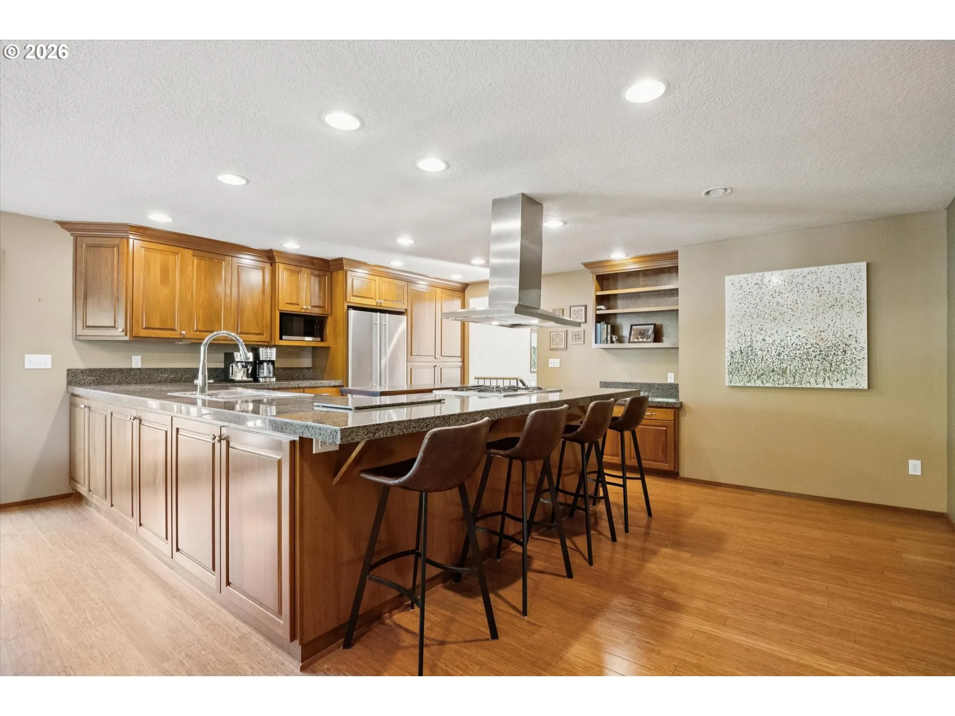 Kitchen-Eating Area