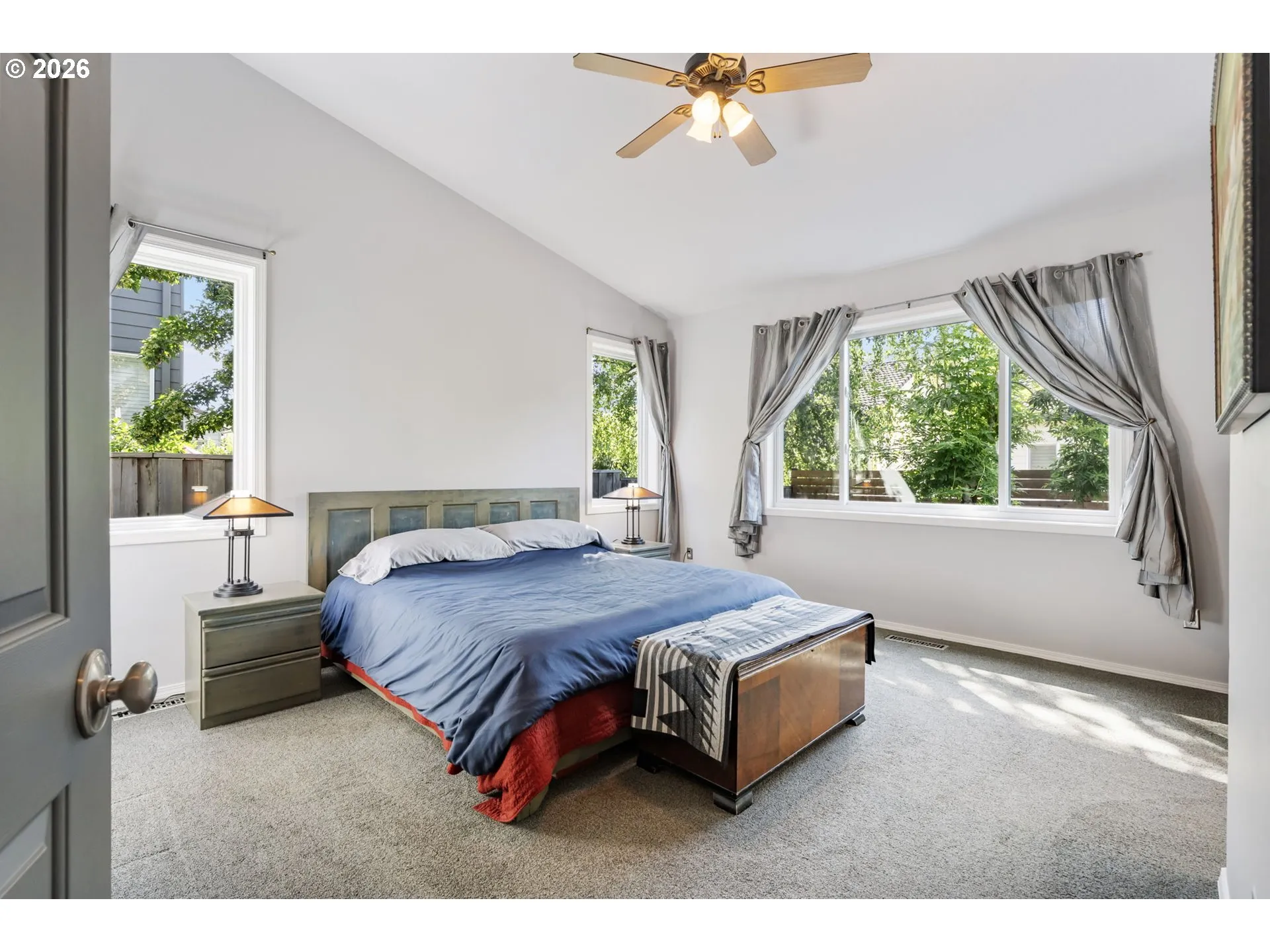Bedroom, Primary-Vaulted Ceilings