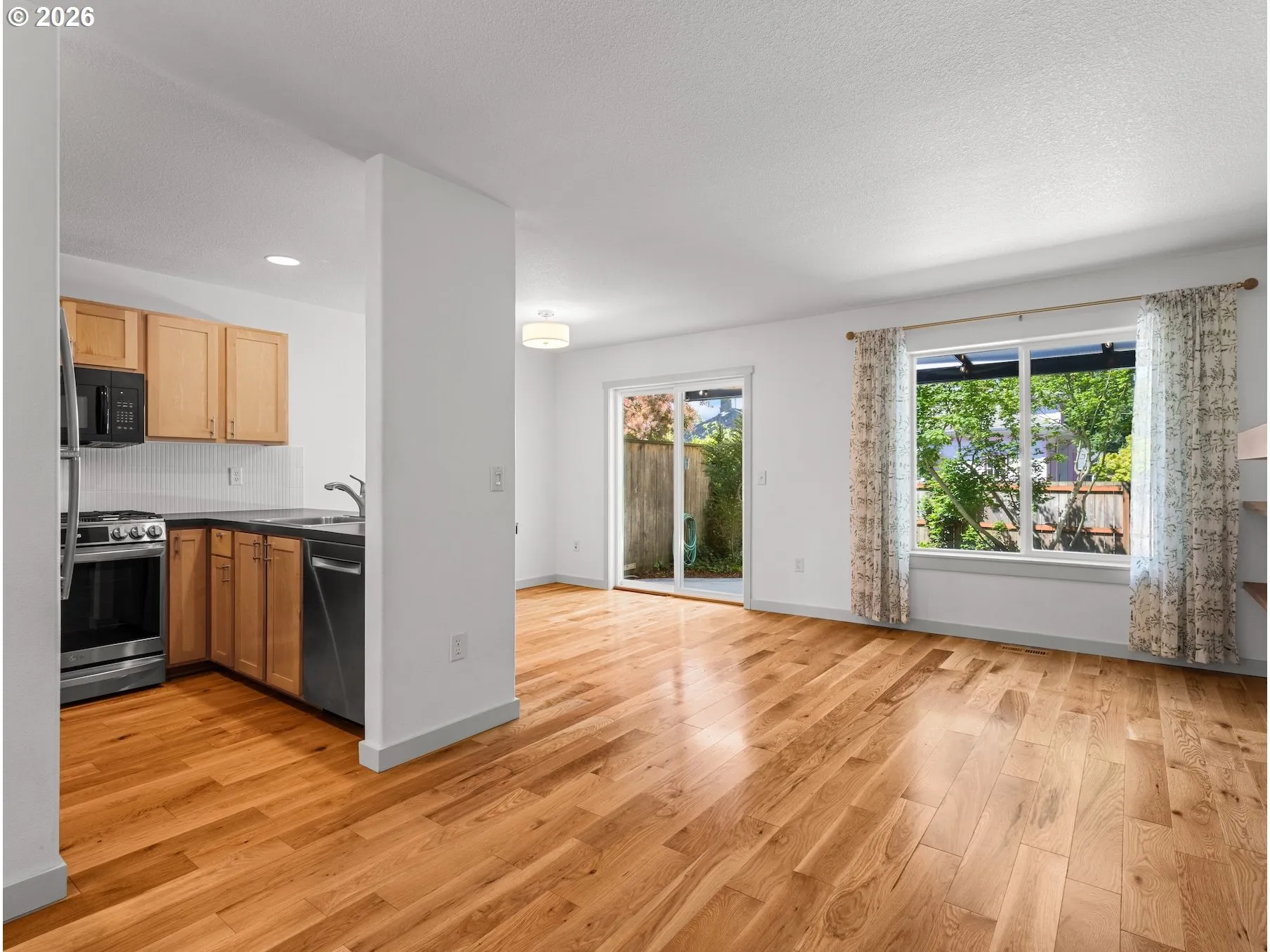Living Room/Dining Room