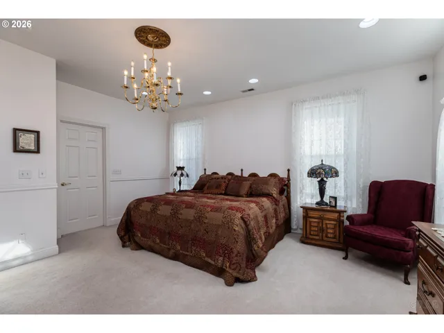 Bedroom, Primary-Upper