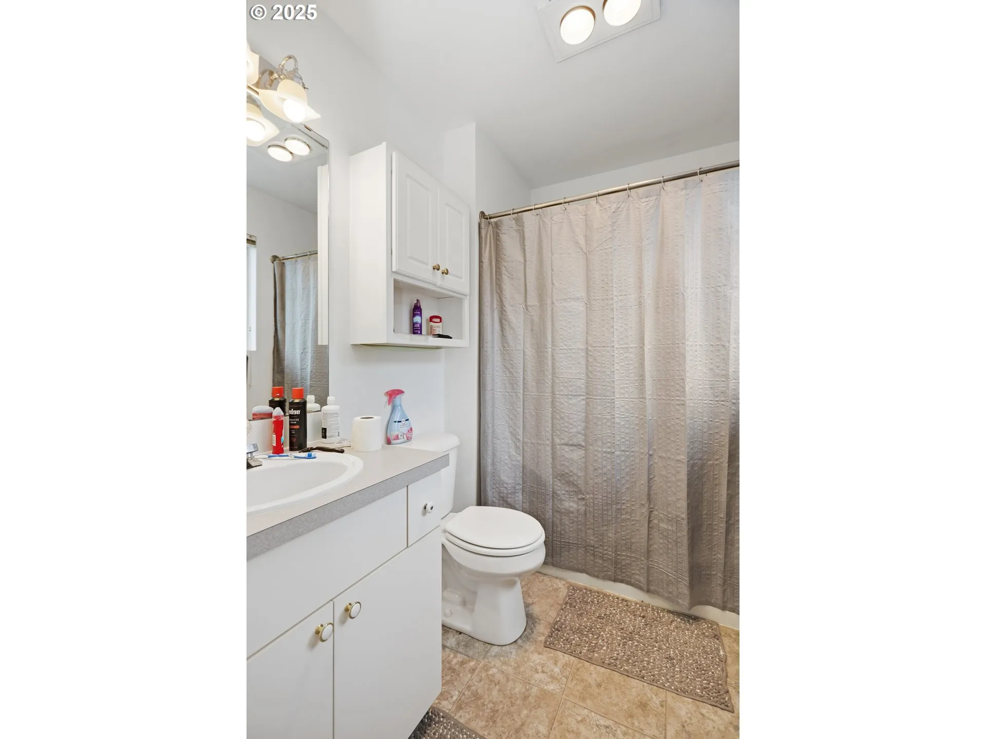 Bathroom, Attached
