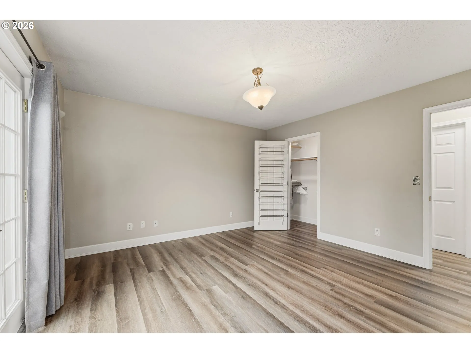 Primary Bedroom-Walk-In Closet