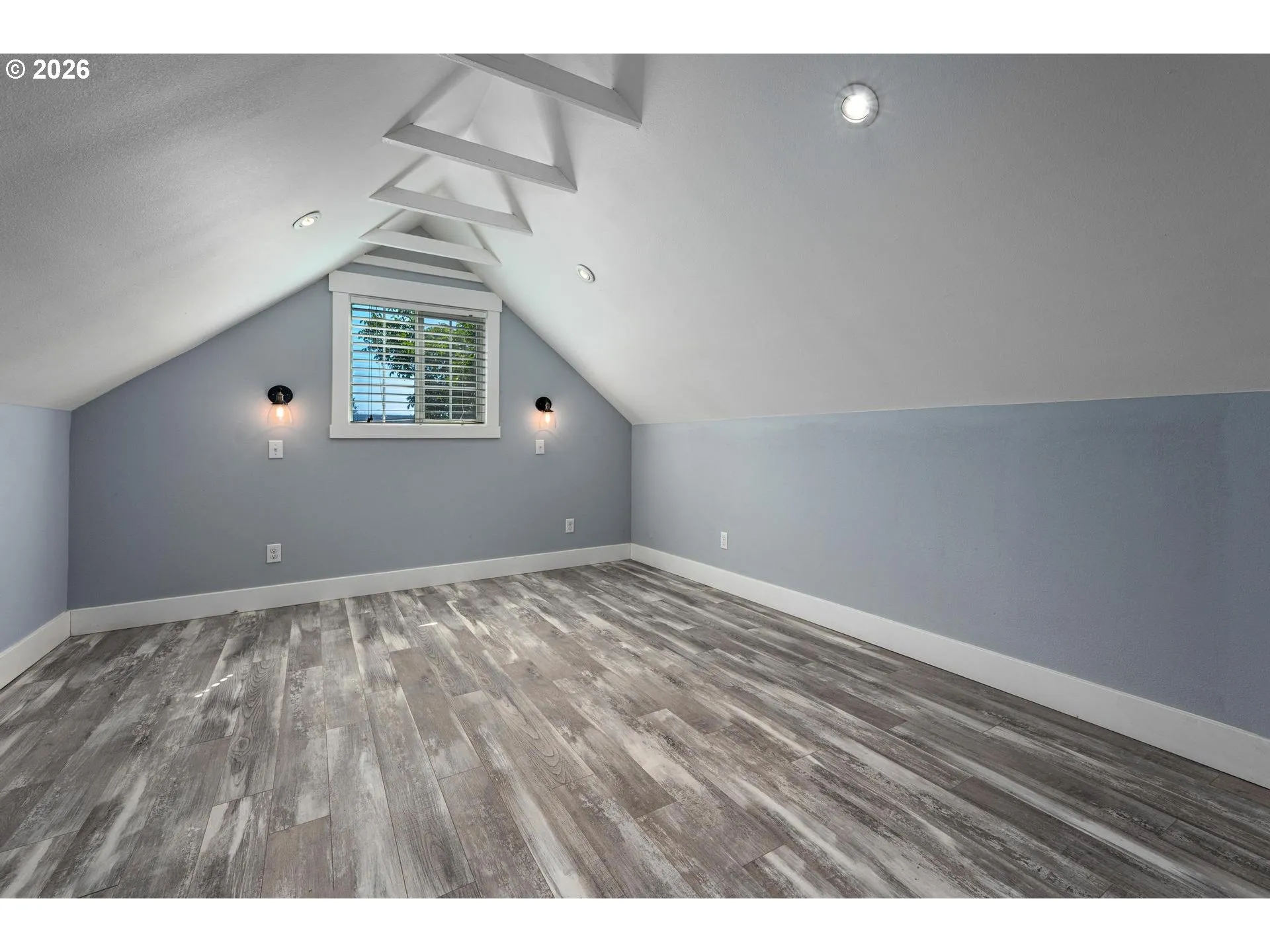 Bedroom-Upper