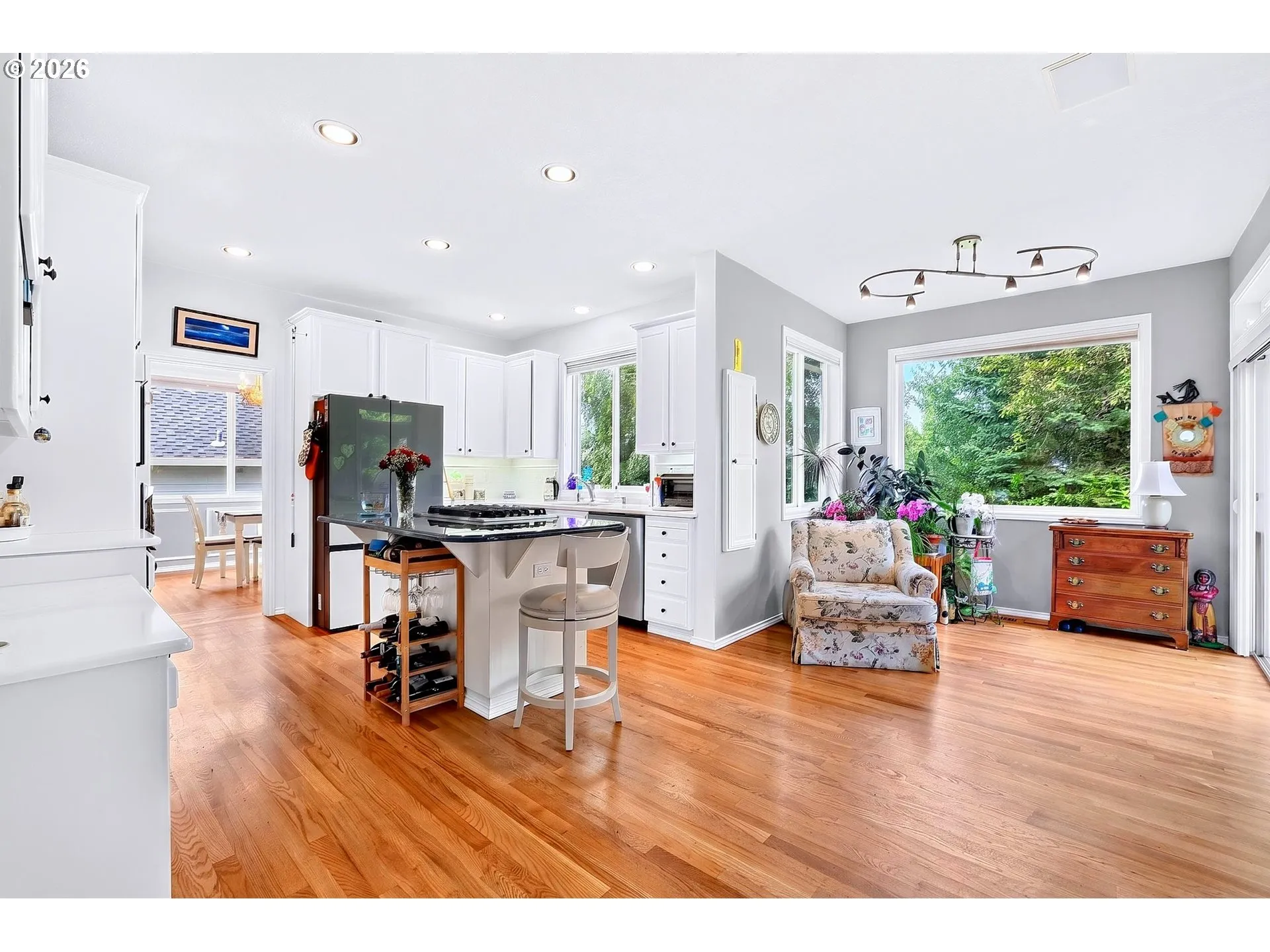Kitchen/Nook-Eating Area