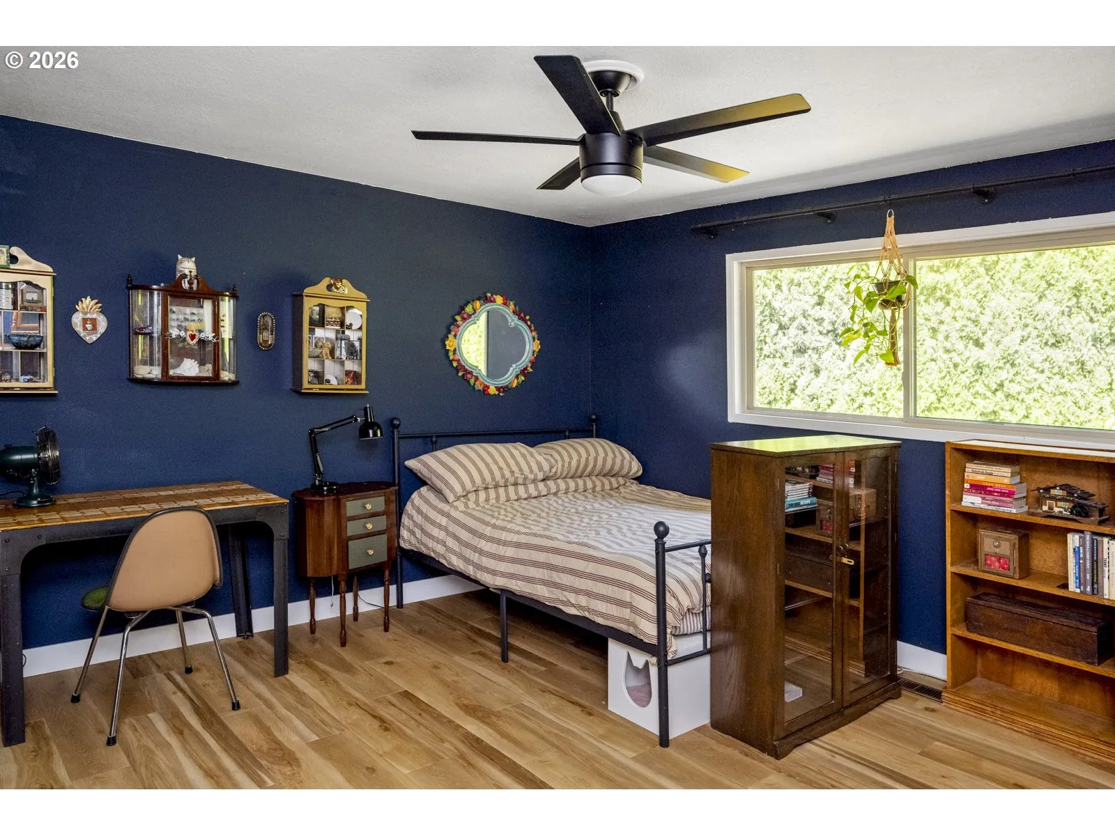 Bedroom, Primary-Ceiling Fan