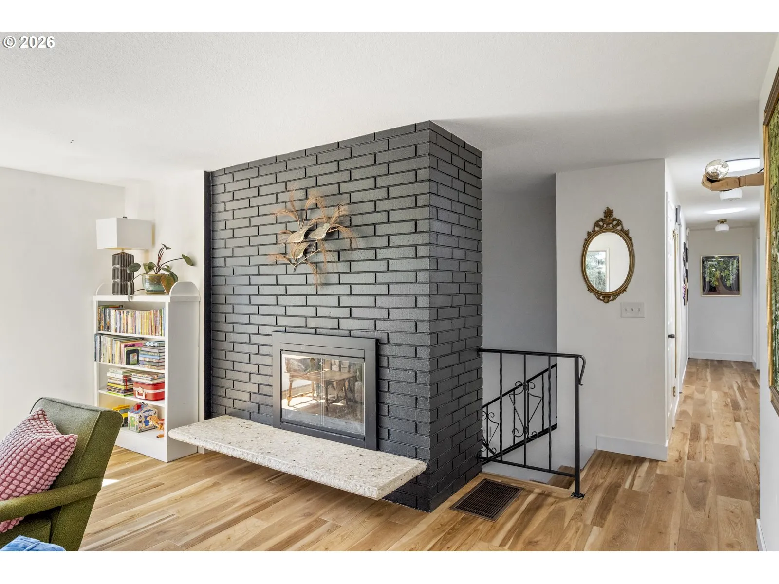 Living Room-Fireplace