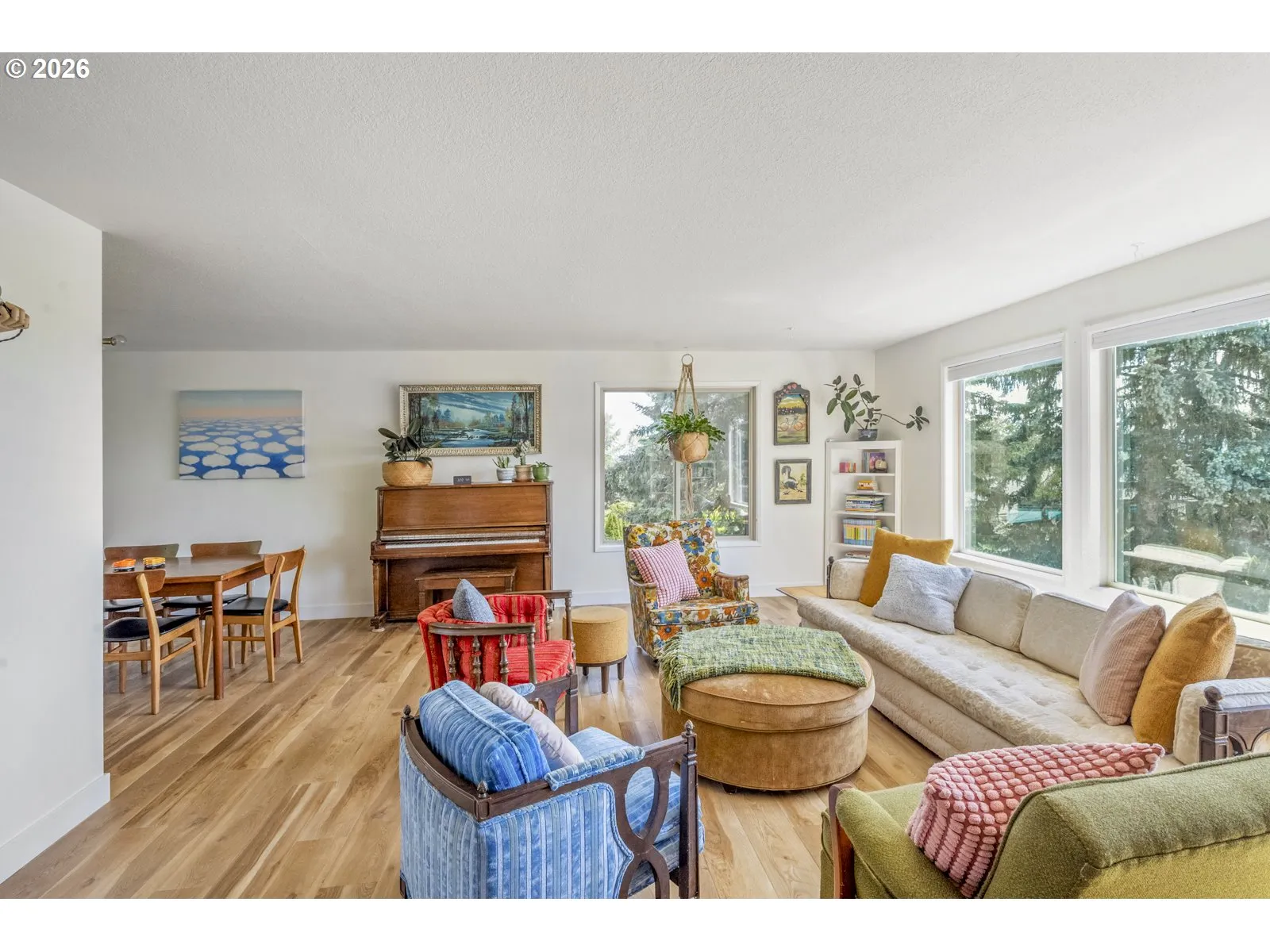 Living Room/Dining Room
