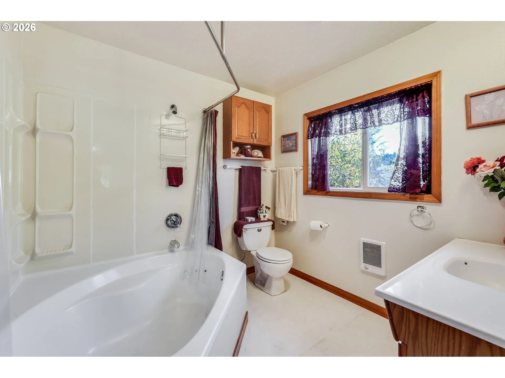 Primary Bedroom-Attached Bathroom