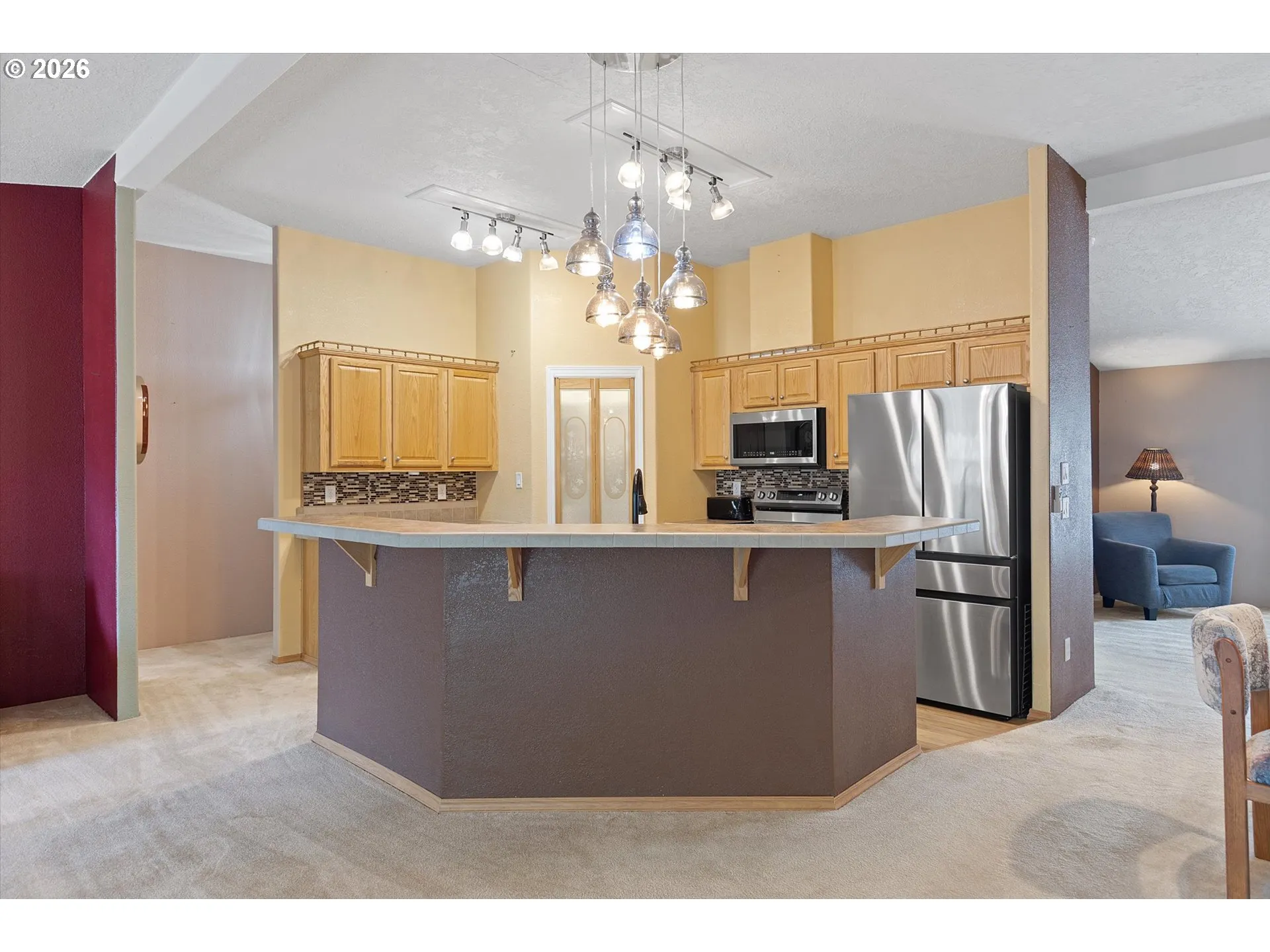 Kitchen-Eating Area