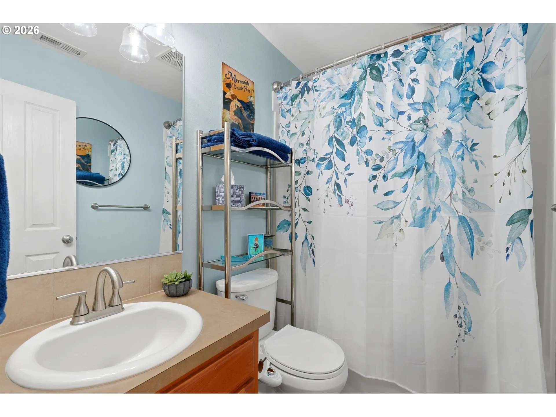 Bathroom-Upper