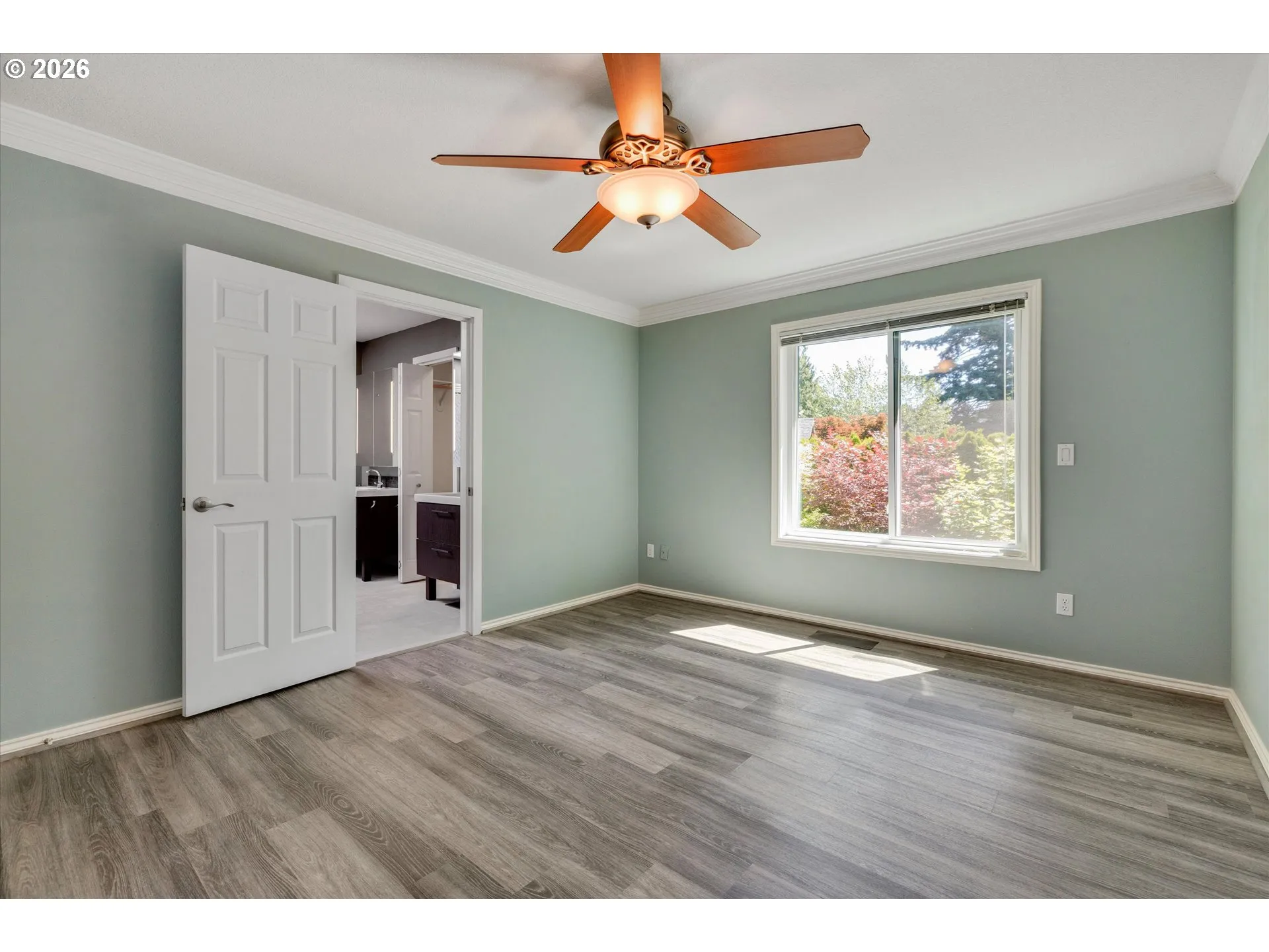 Bedroom, Primary