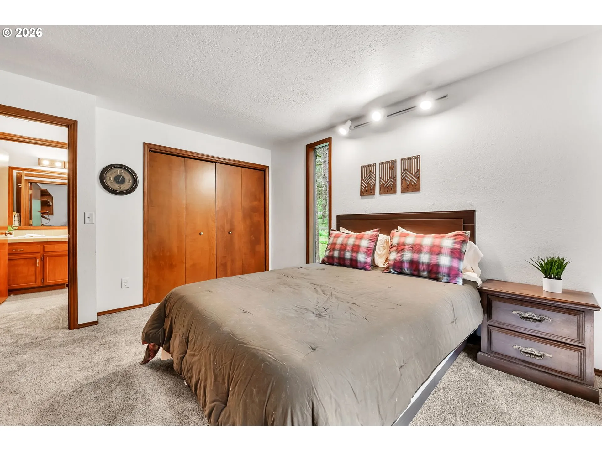 Bedroom-Main