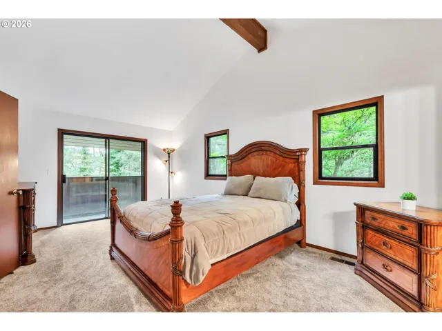 Bedroom, Primary-Upper