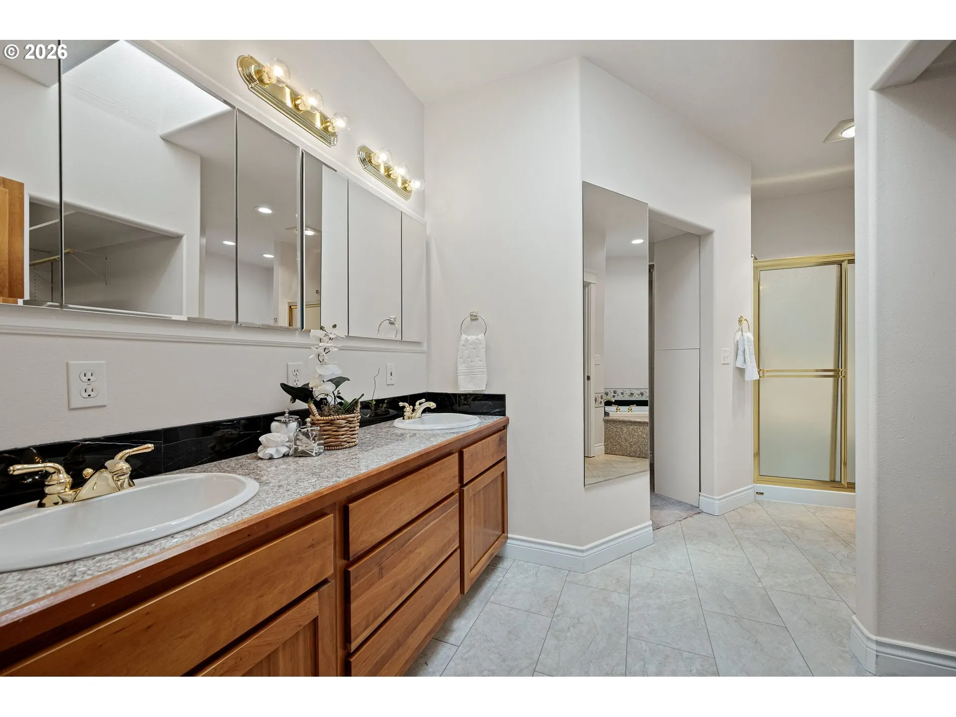 Bathroom, Attached-Walk in Shower