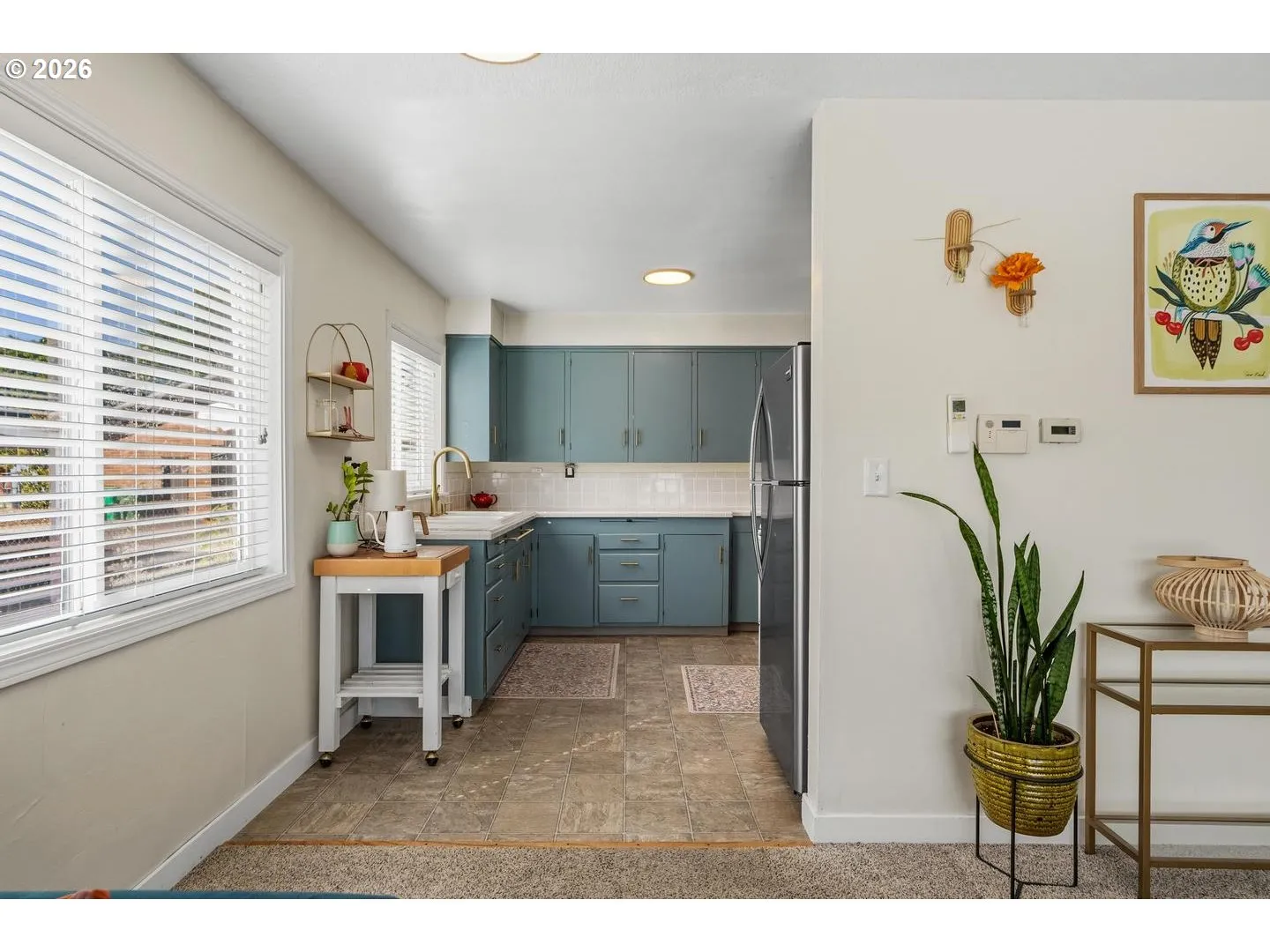 Kitchen-Eating Area