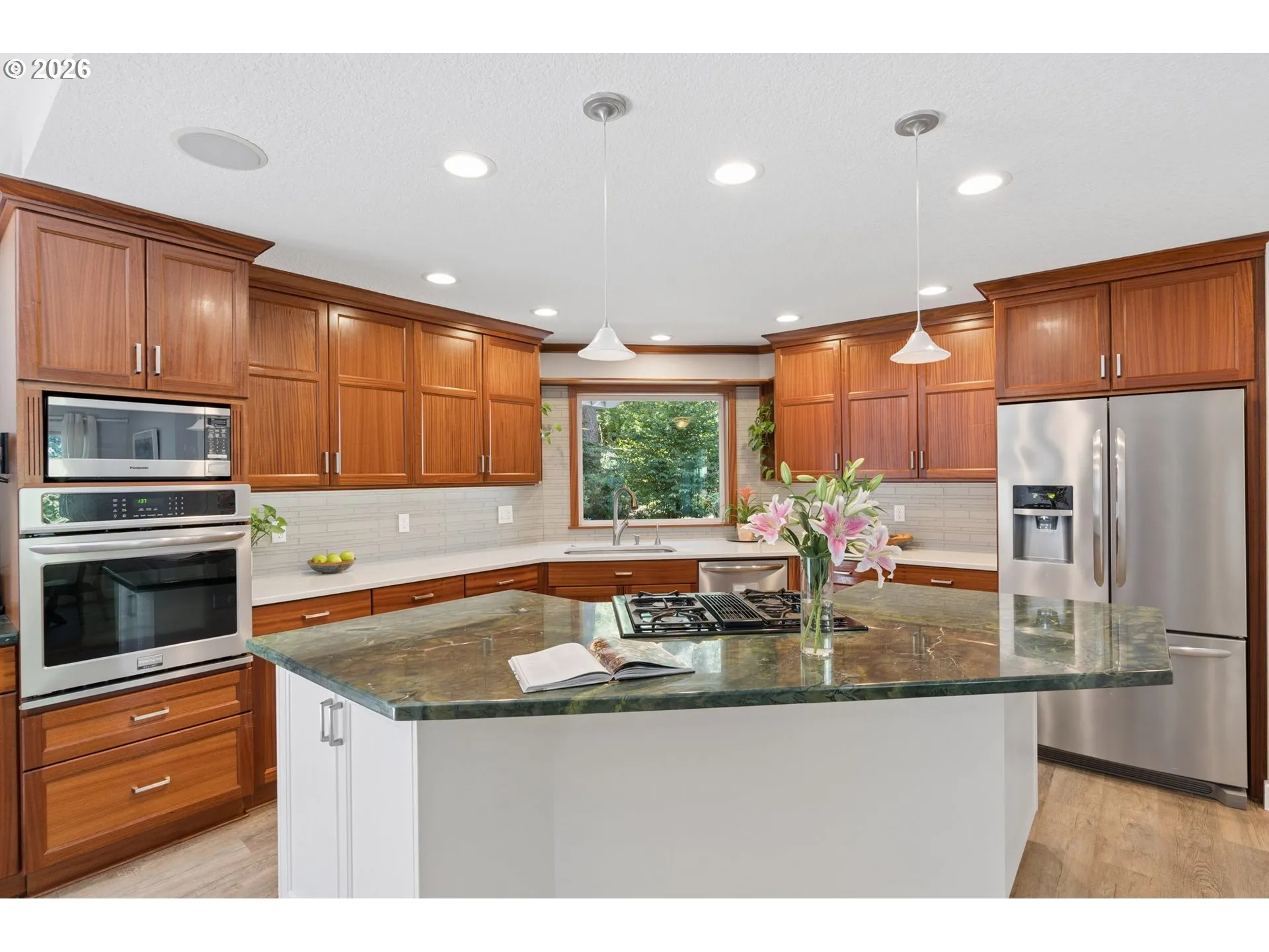 Kitchen-Cooking Island