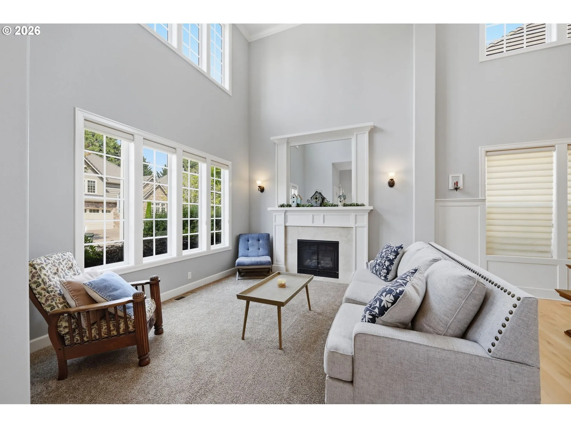 Living Room-Fireplace