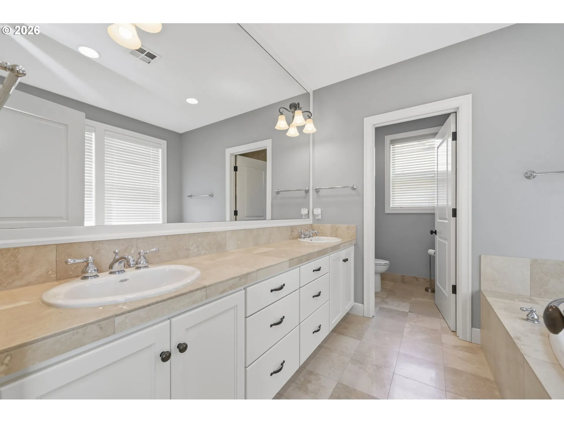 Bathroom, Attached