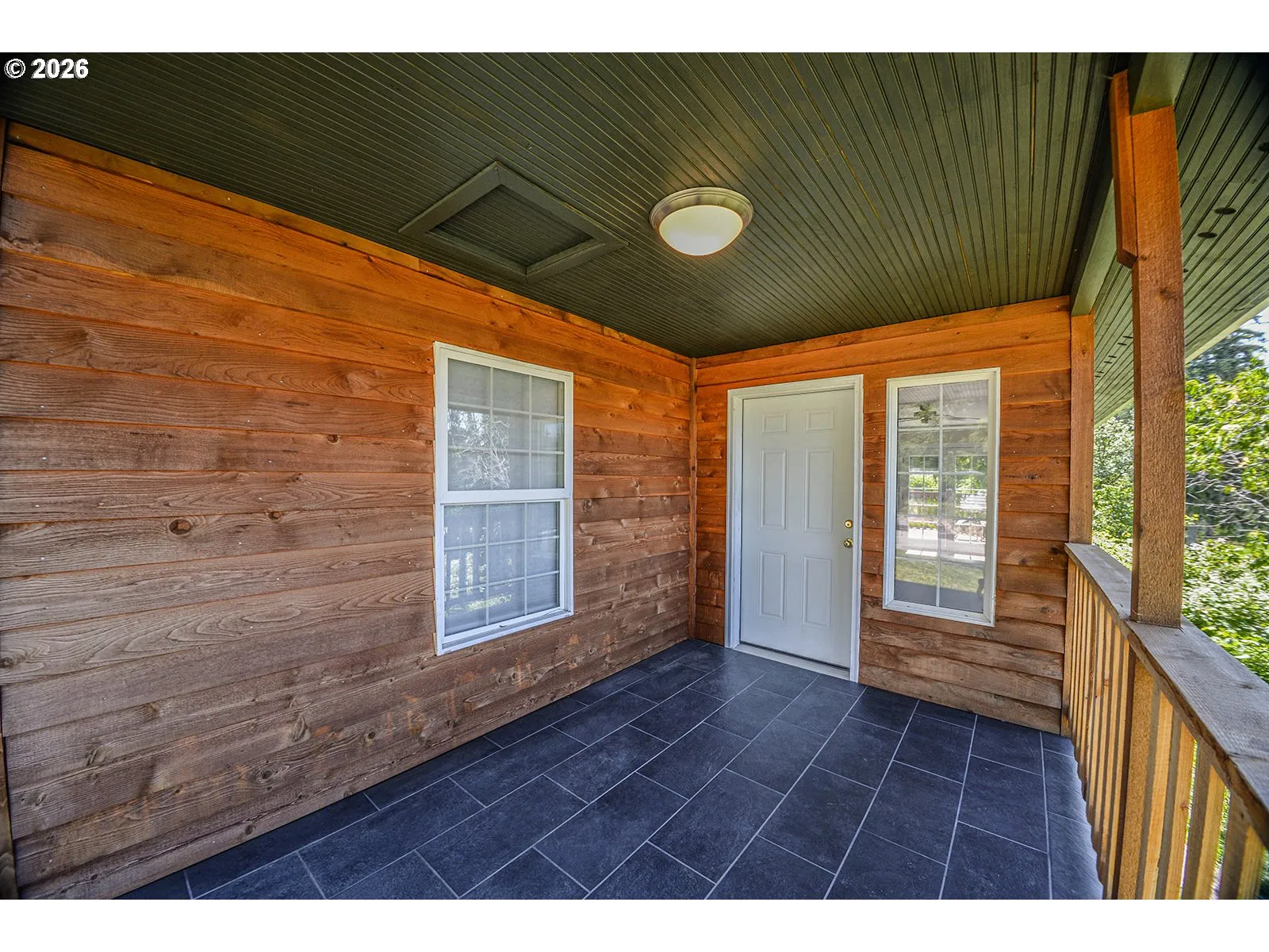 Entrance/Foyer