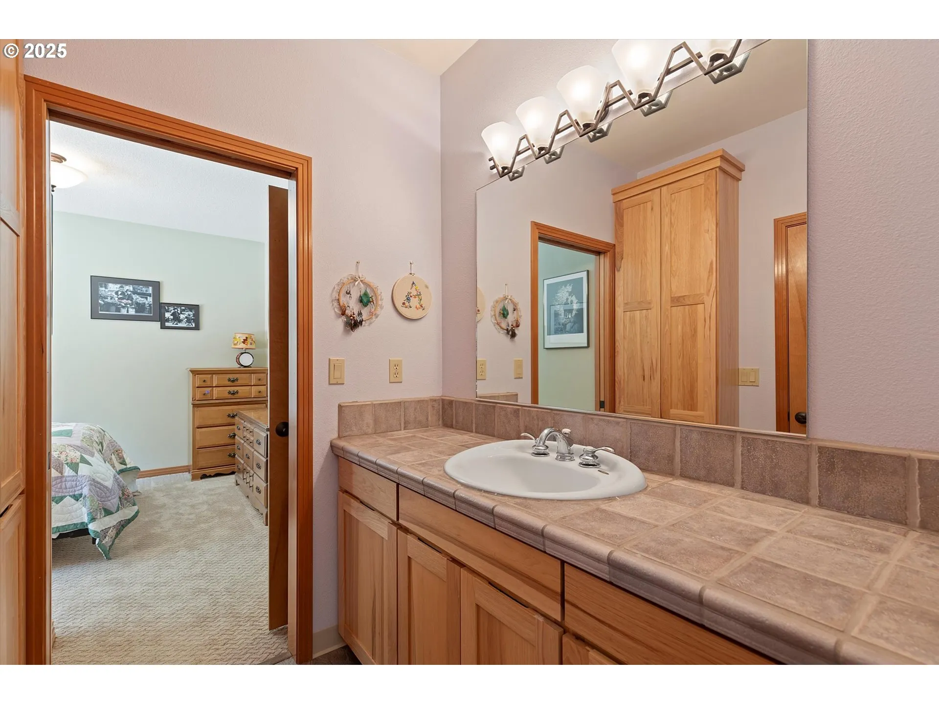 Bathroom-Jack and Jill
