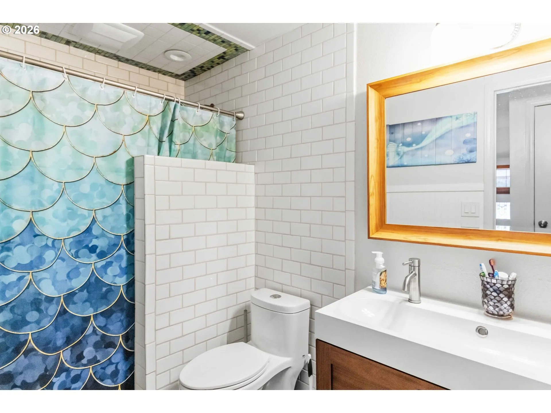 Bathroom-Upper