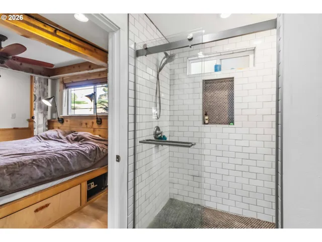 Bathroom-Lower
