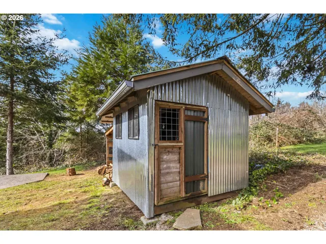 Shed