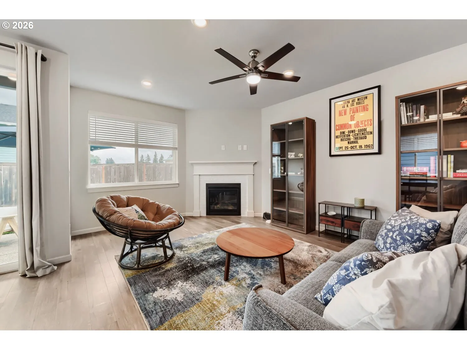 Living Room-Fireplace