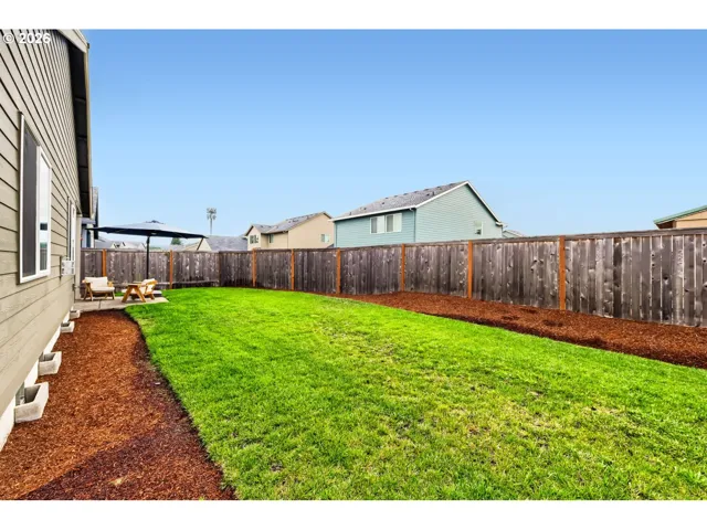 Yard-Fenced