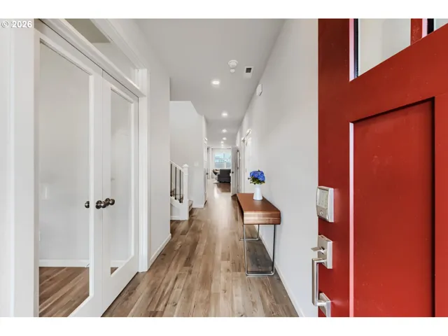 Entrance/Foyer