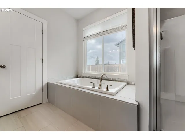 Primary Bedroom-Attached Bathroom