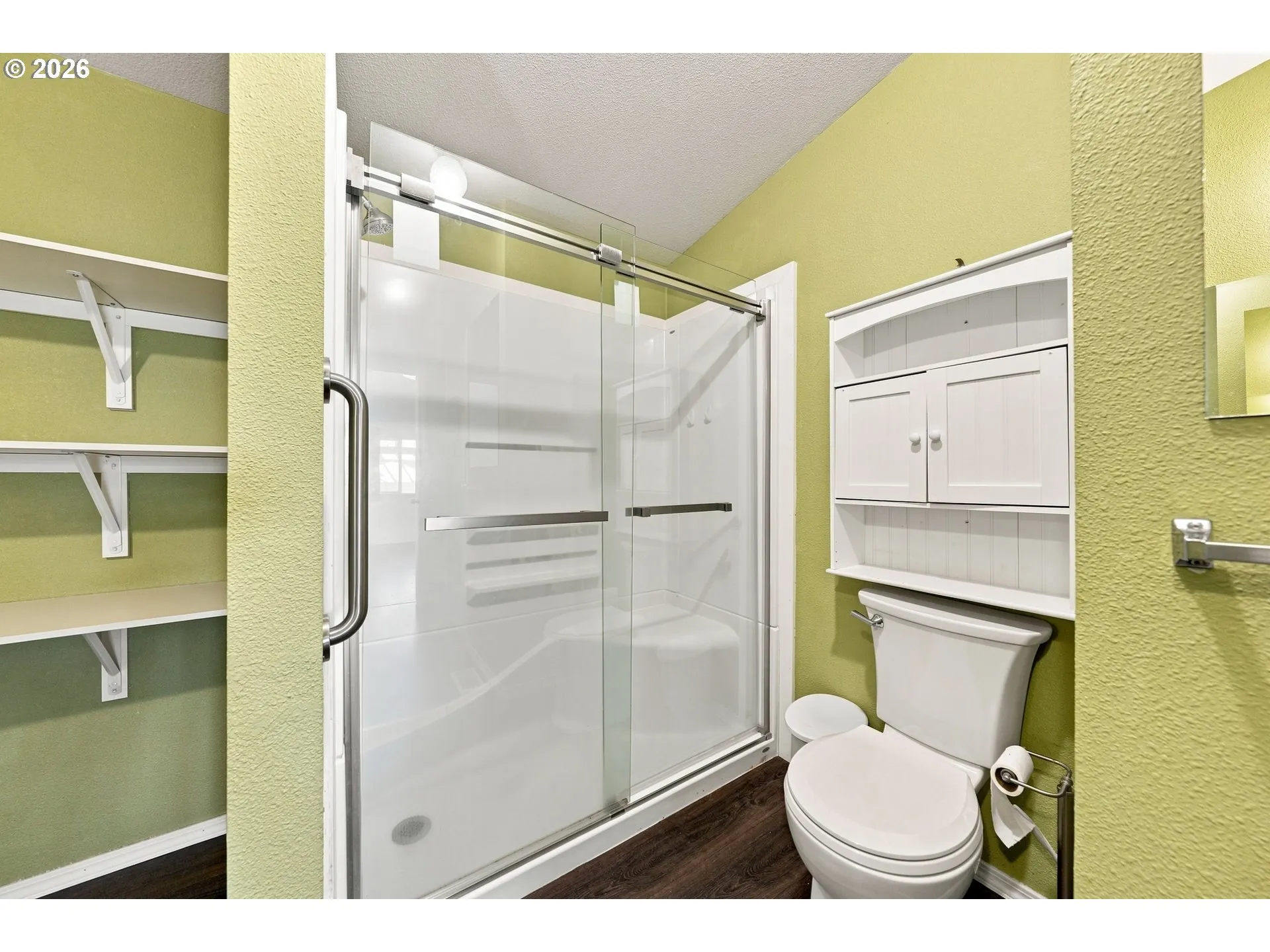 Primary Bedroom-Attached Bathroom