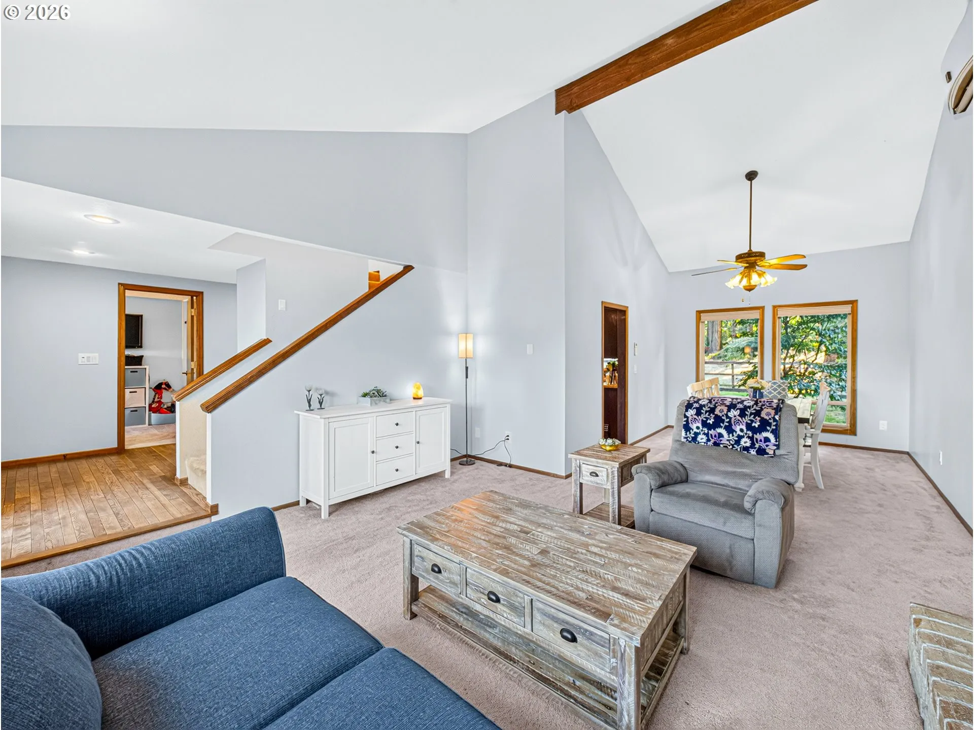 Living Room-Vaulted Ceilings