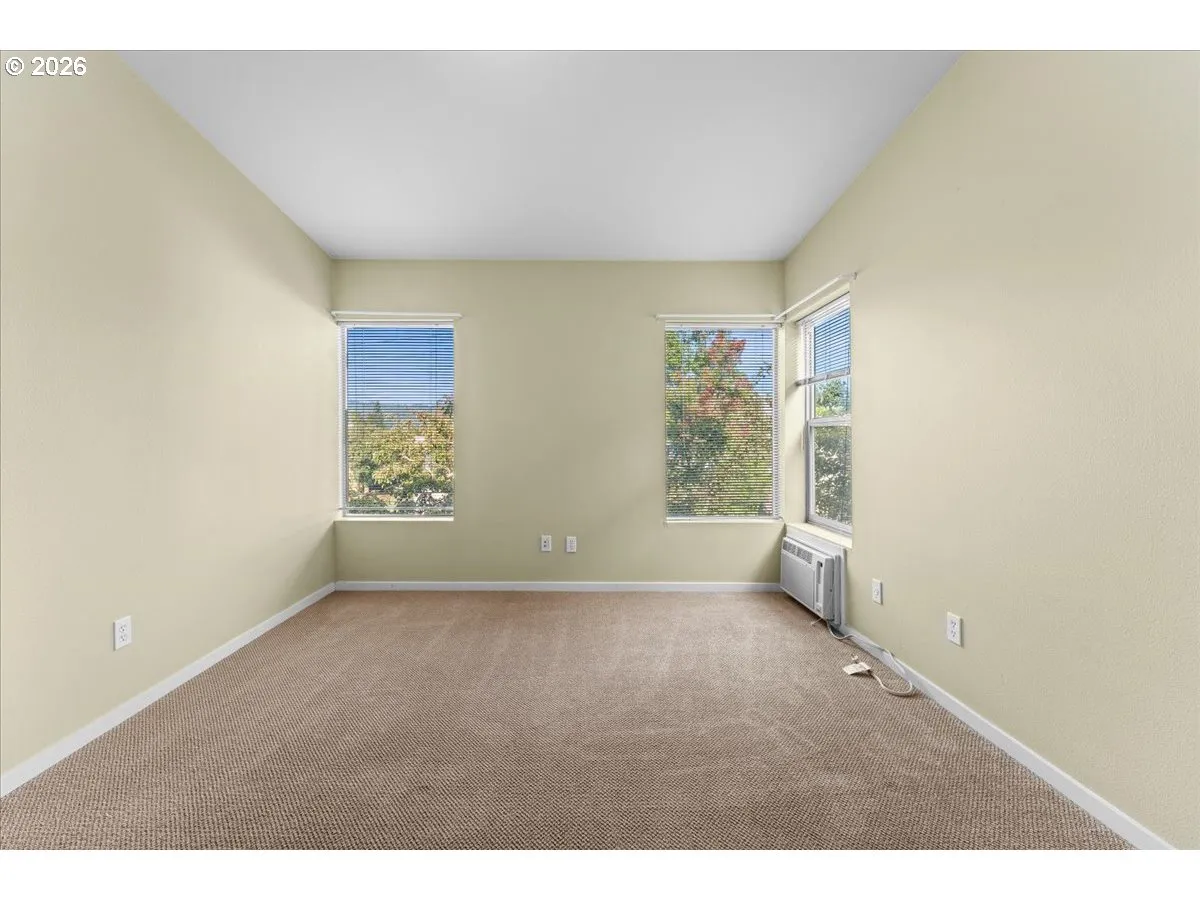 Bedroom, Owner's Suite