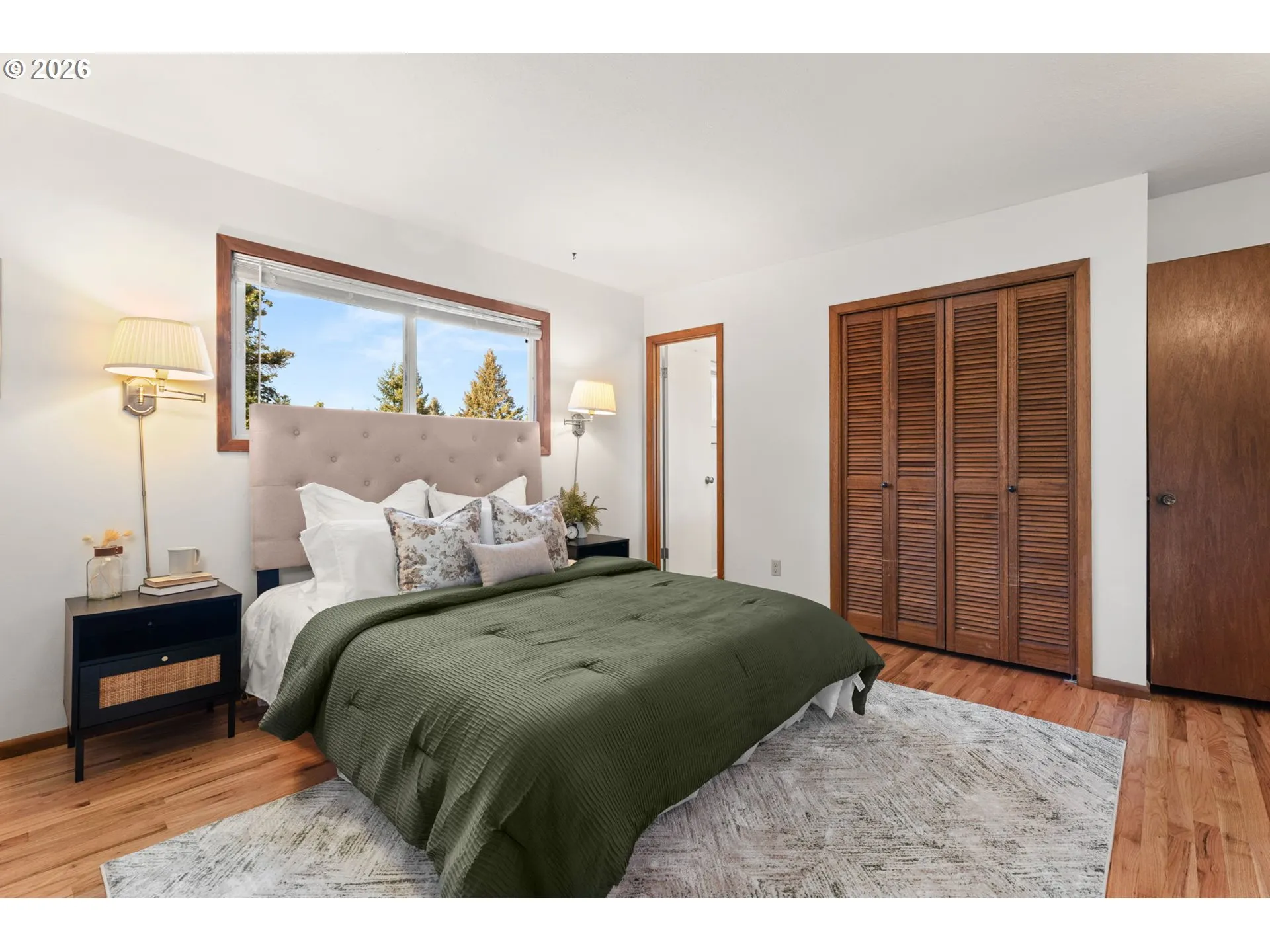 Bedroom, Owner's Suite-Upper