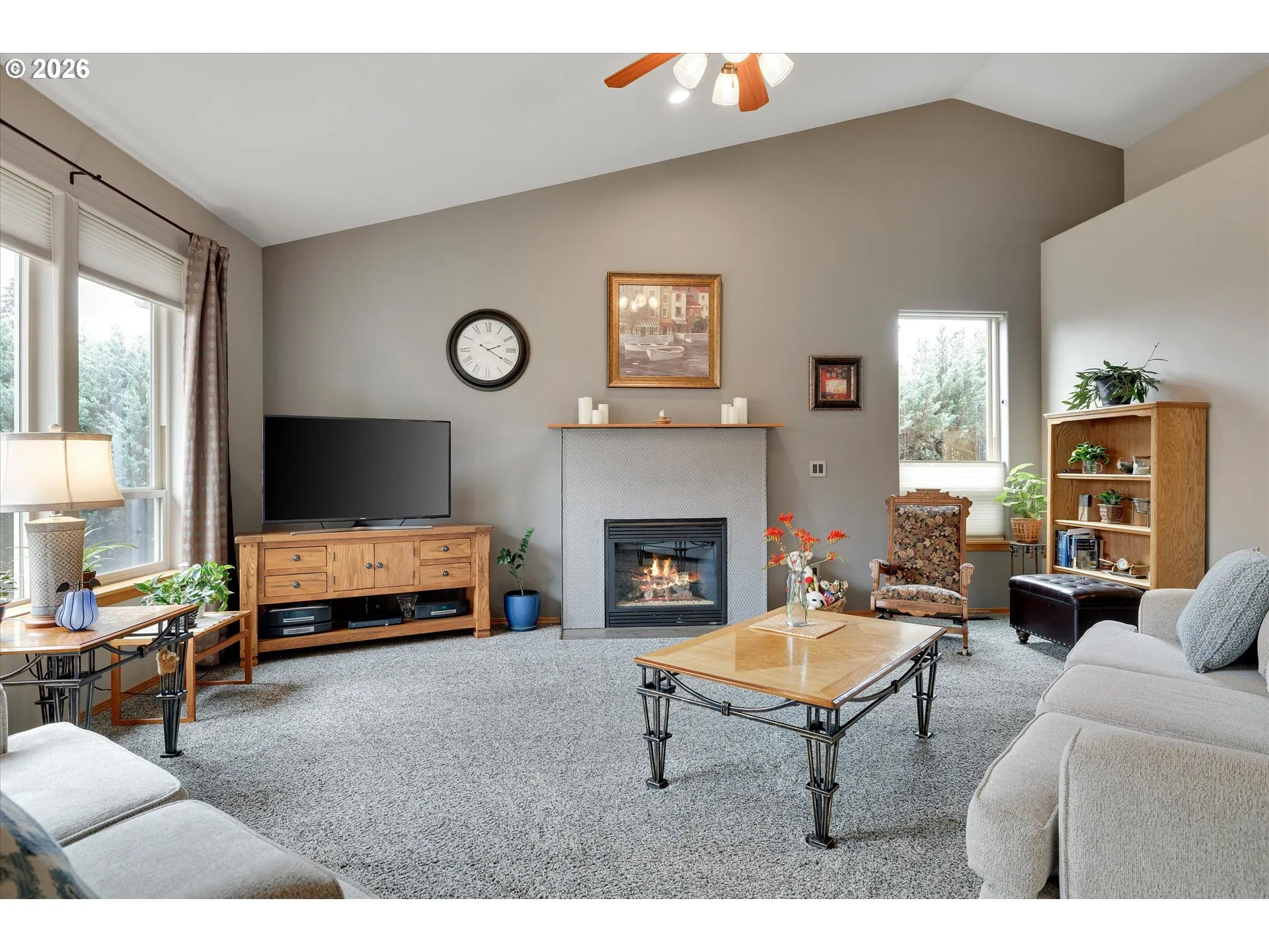Living Room-Ceiling Fan