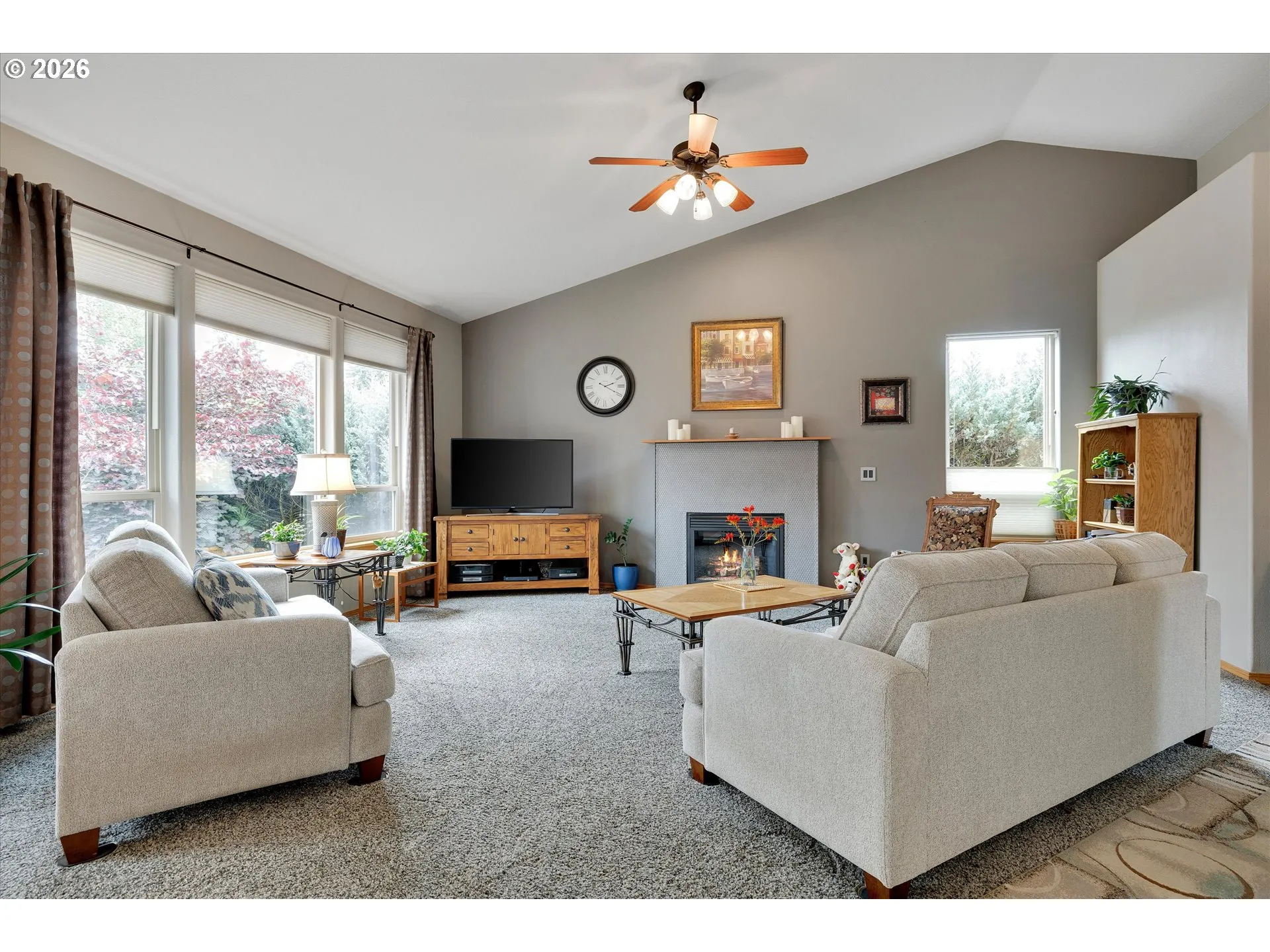 Living Room-Ceiling Fan