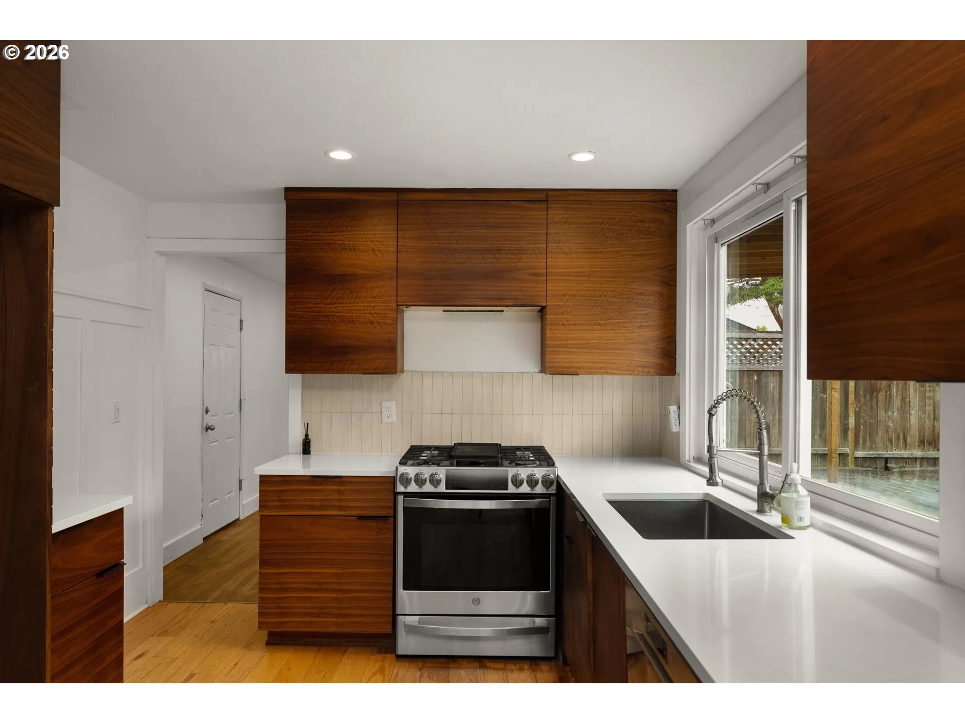 Kitchen-Oven