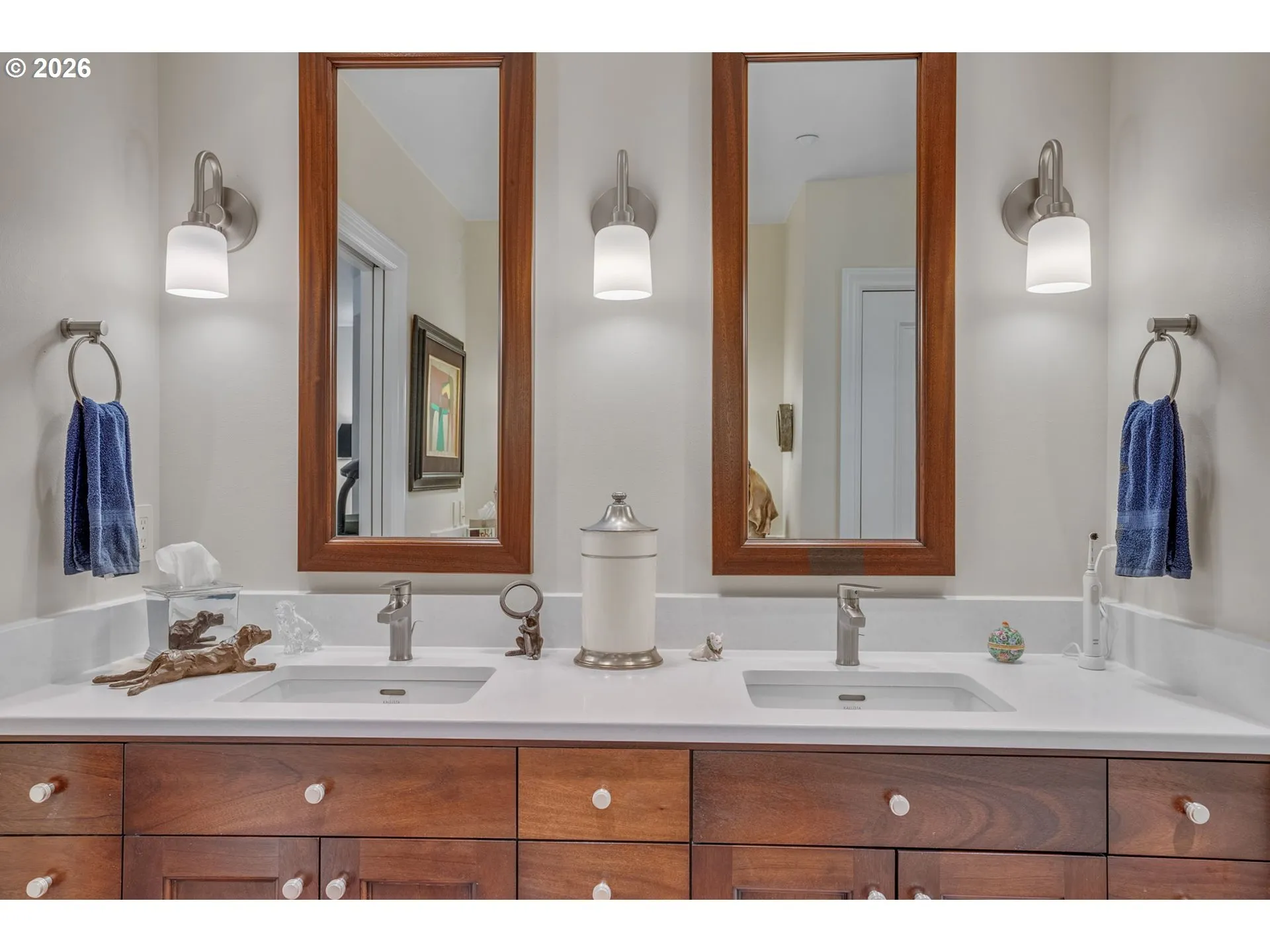 Bathroom, Attached