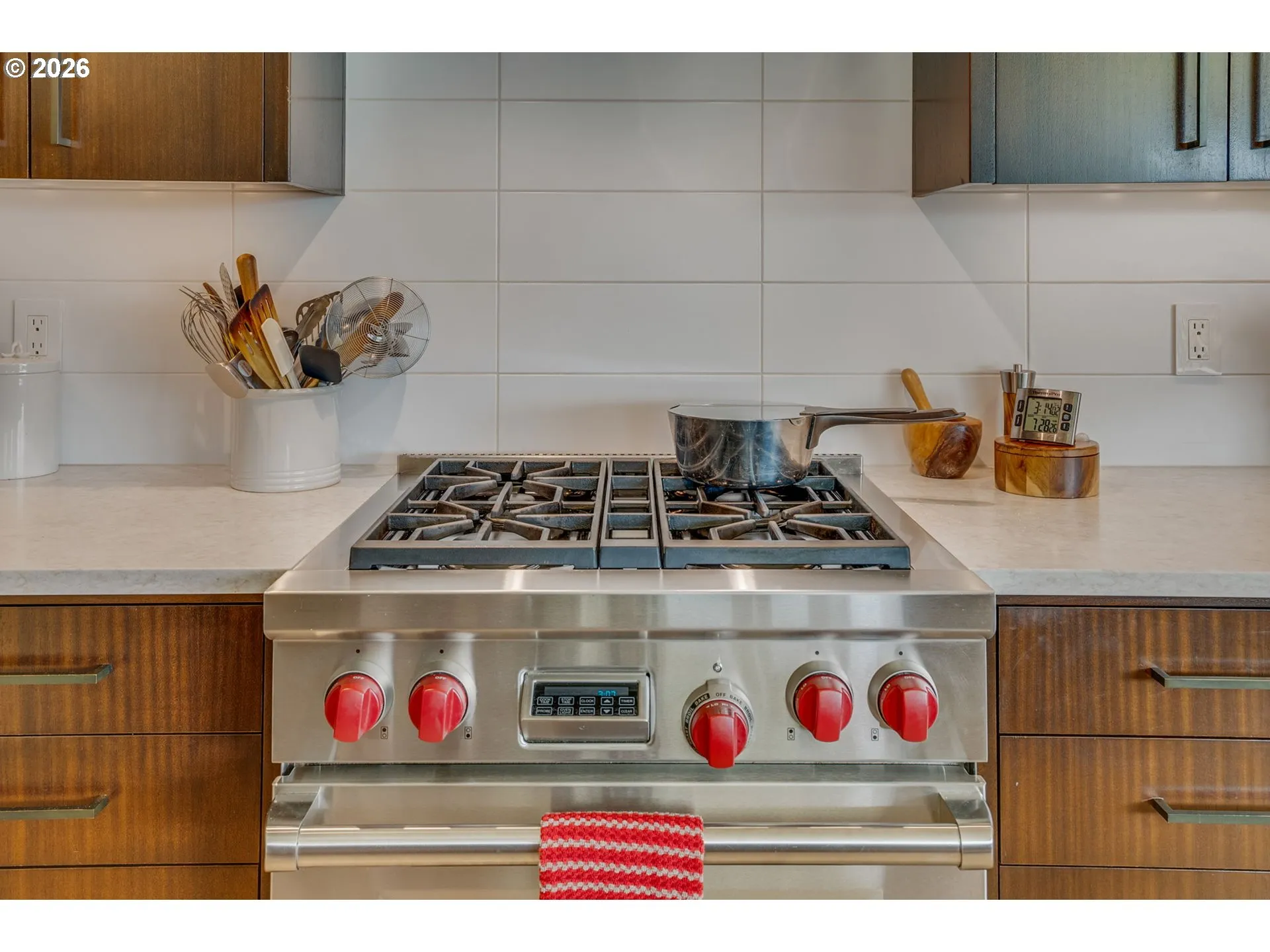 Kitchen-Oven