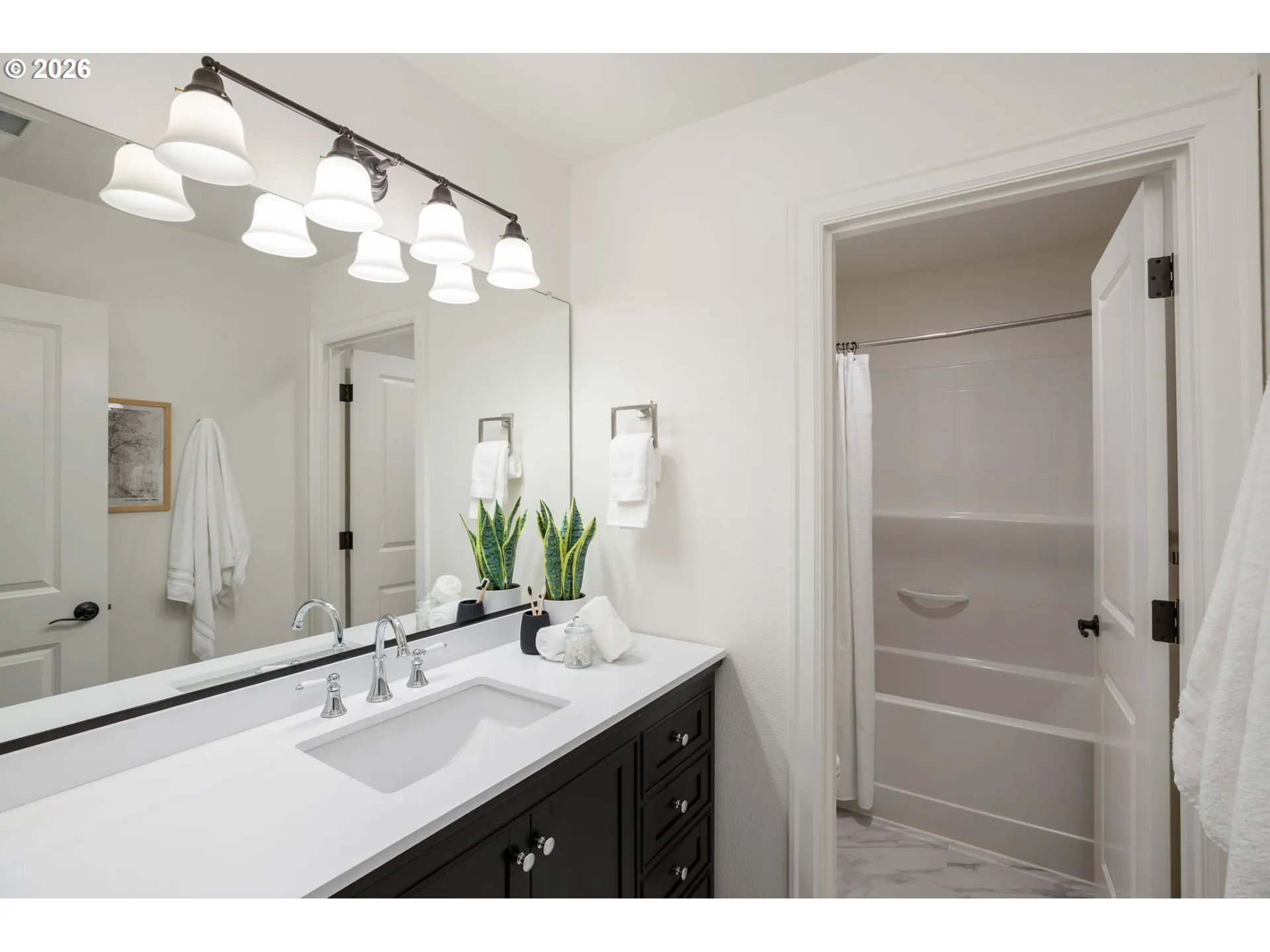 Bathroom-Upper