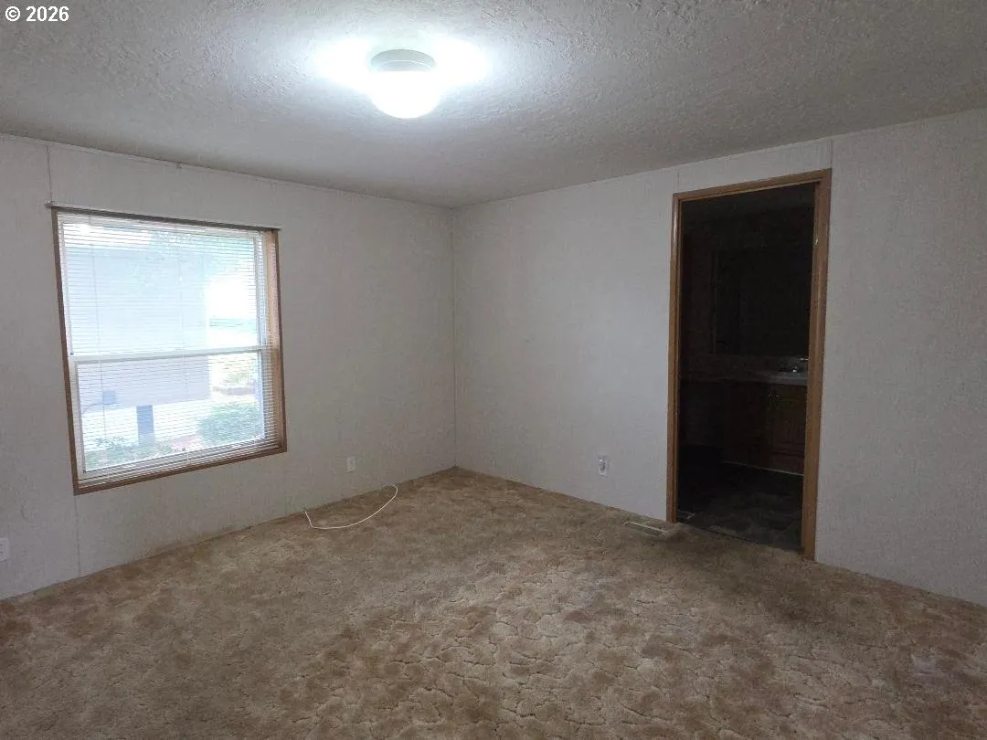 Bedroom, Owner's Suite