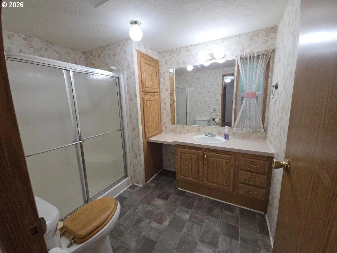 Attached Bathroom #1