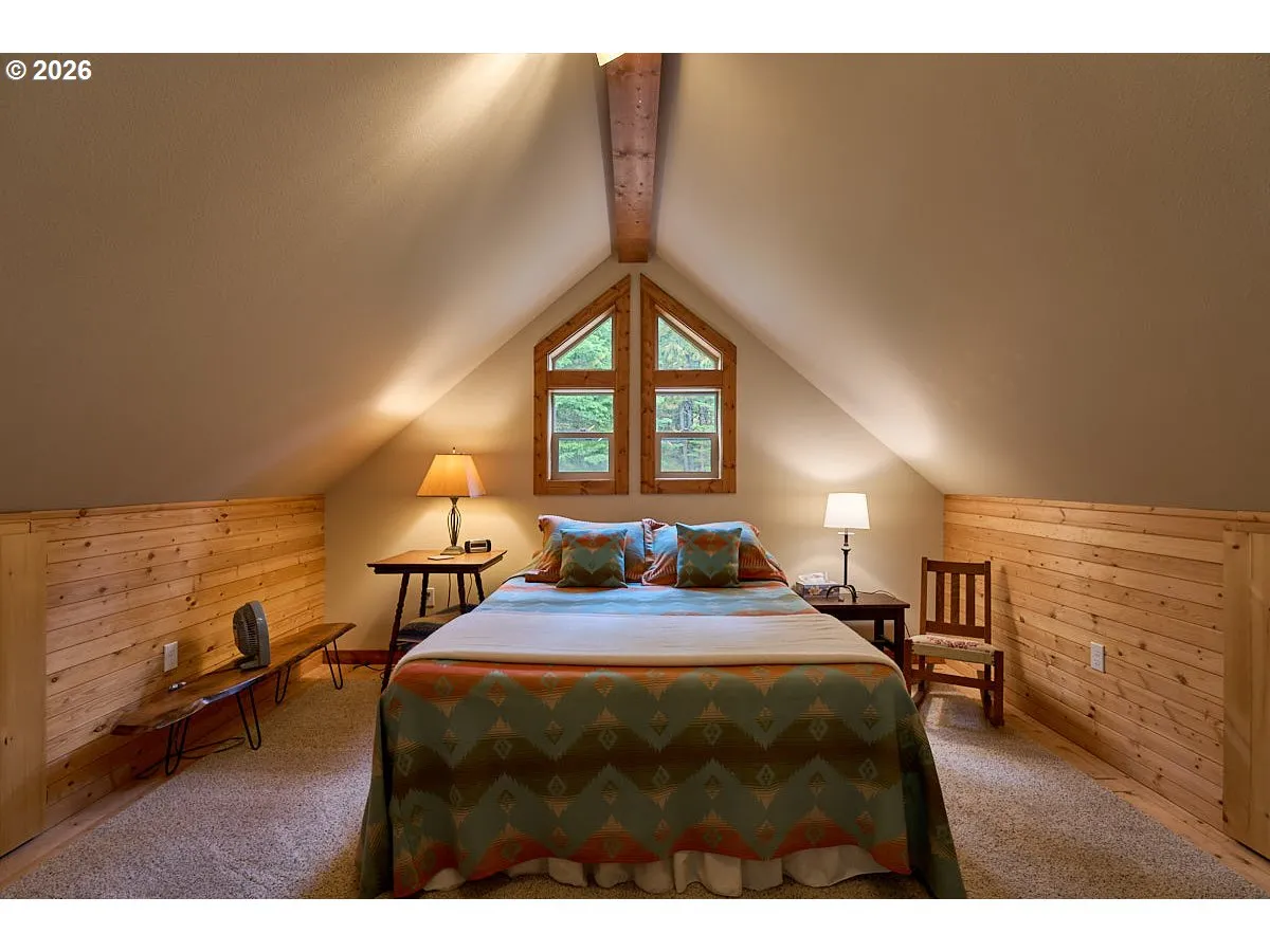 Bedroom-Upper
