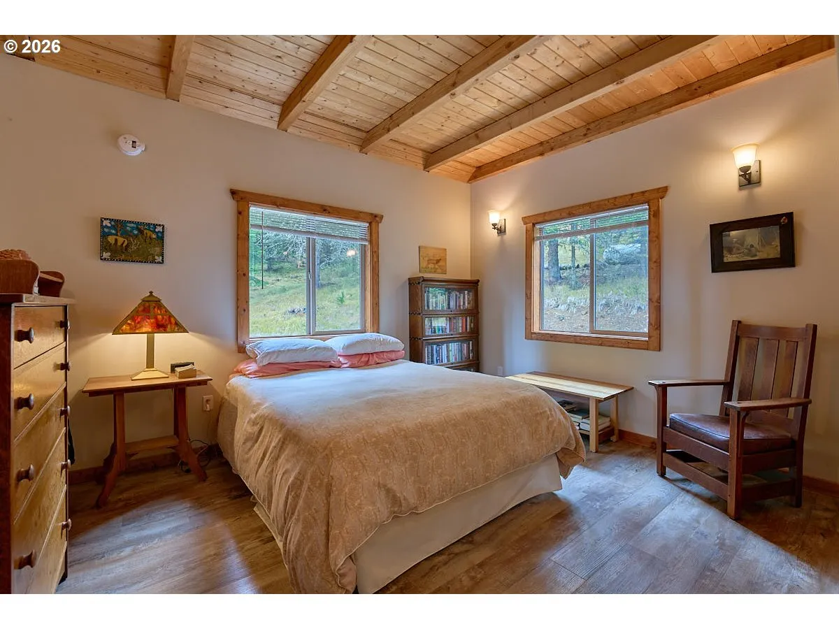 Bedroom-Main