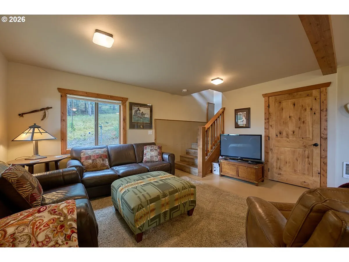 Family Room-Lower
