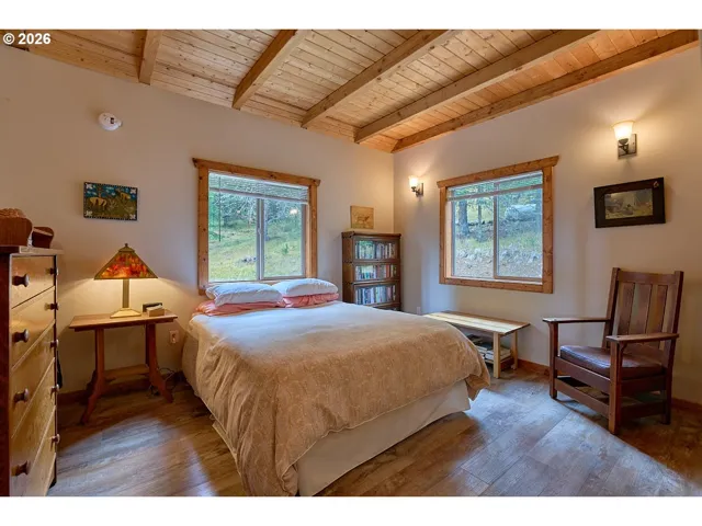Bedroom-Main
